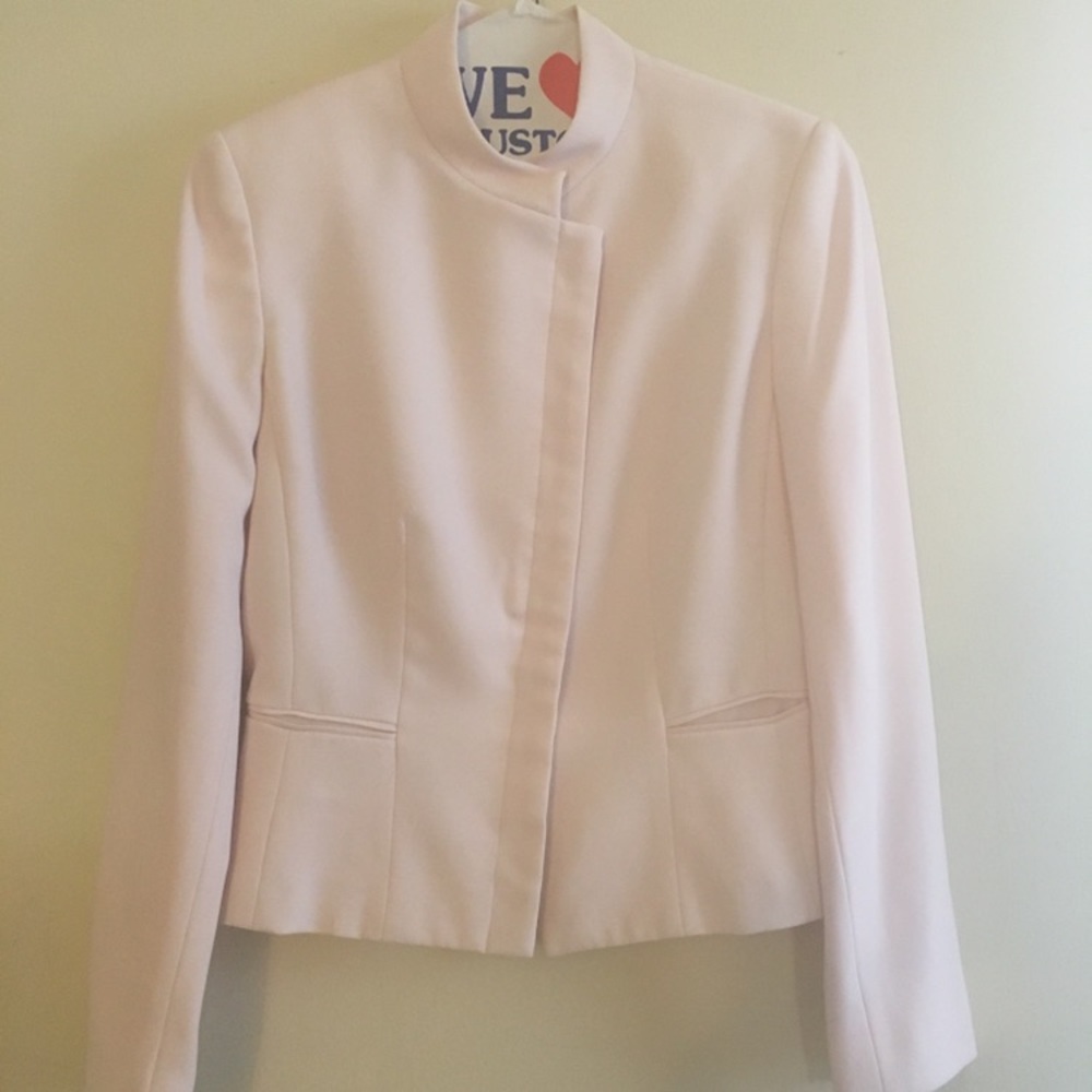 Women’s skirt suit